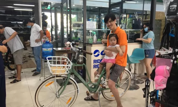 Khách hàng tới với THẾ GIỚI XE ĐẠP