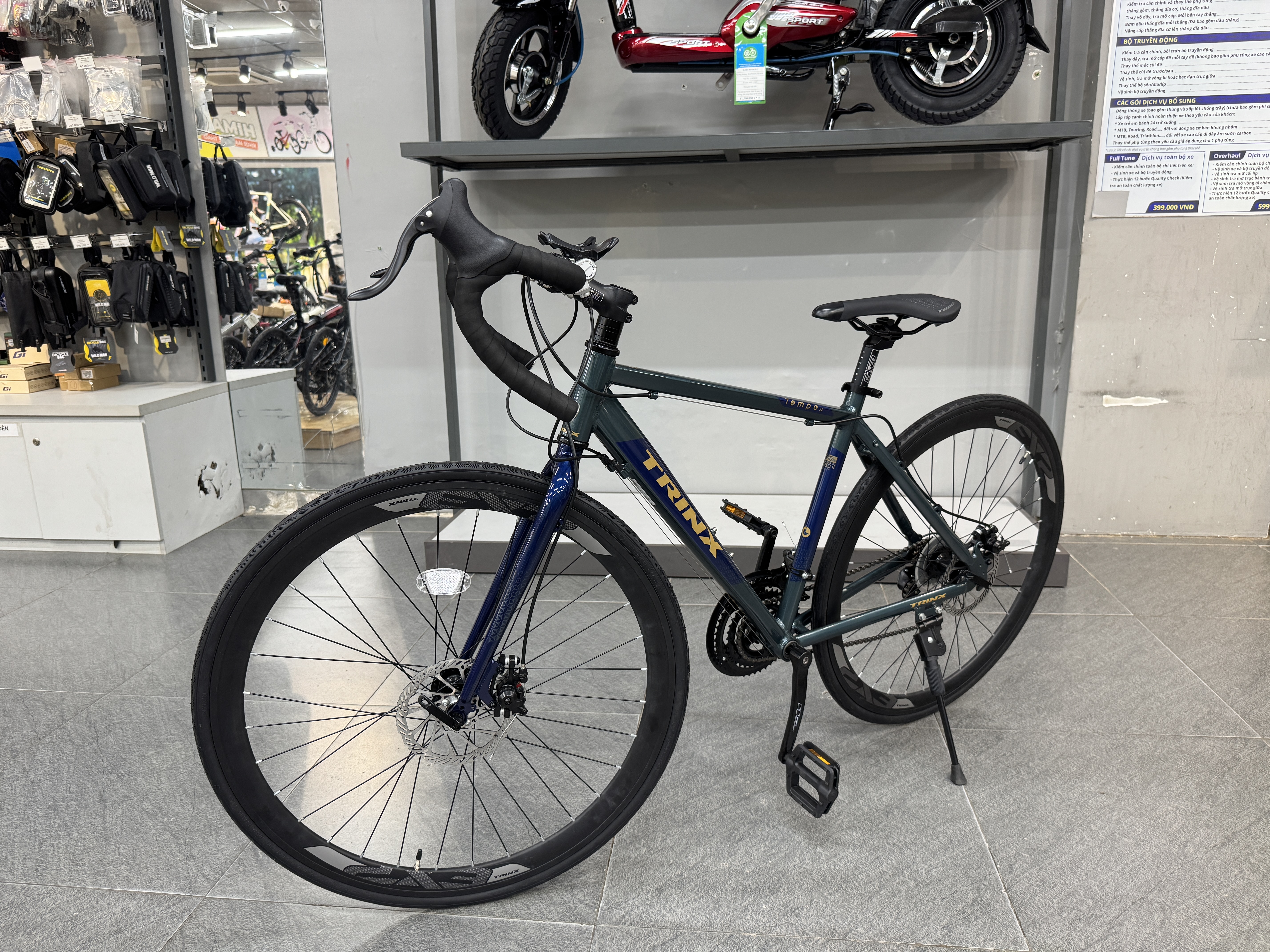 Xe đạp đua Trinx TEMPO 1.1 - Bánh 700C