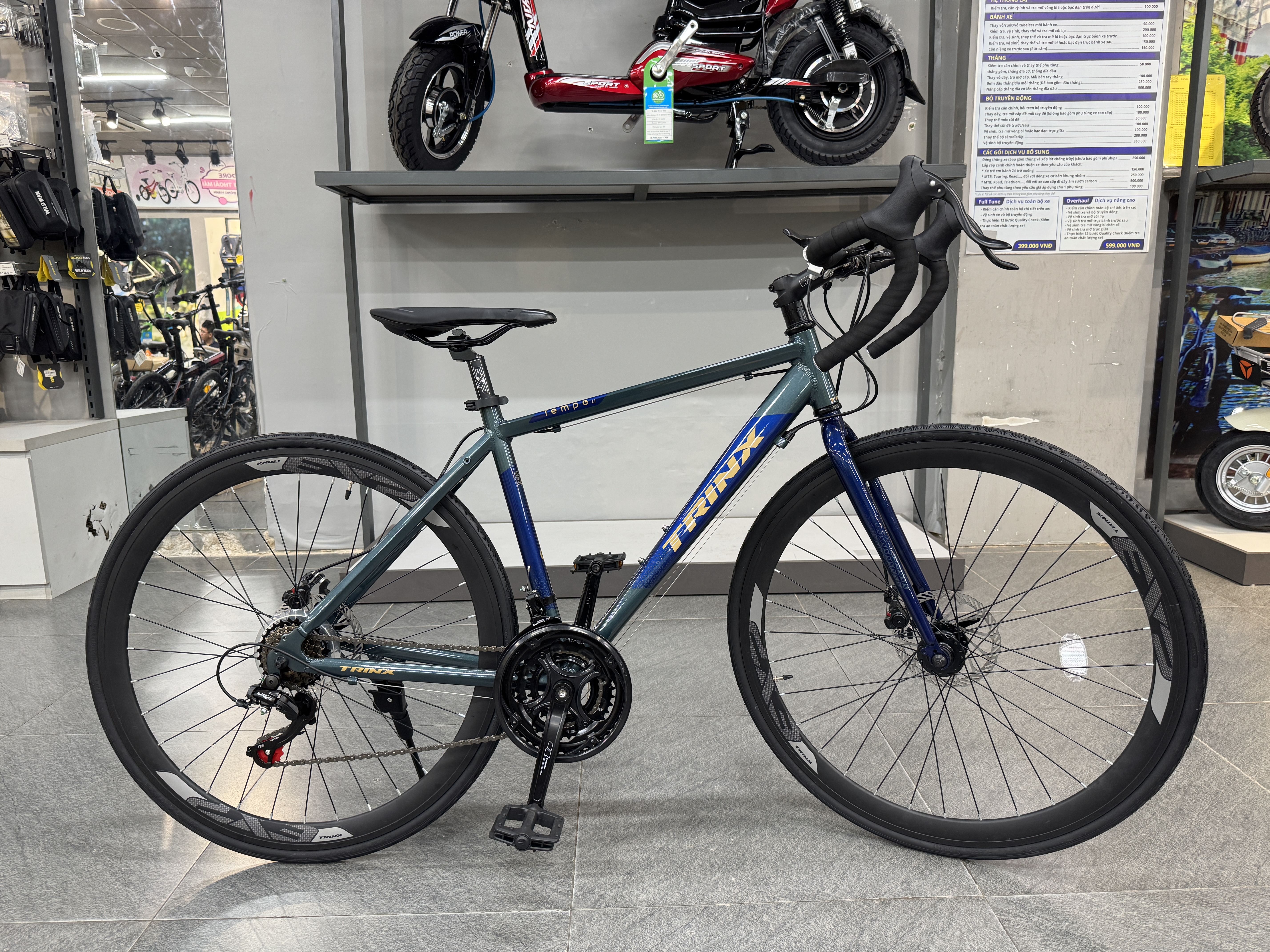 Xe đạp đua Trinx TEMPO 1.1 - Bánh 700C