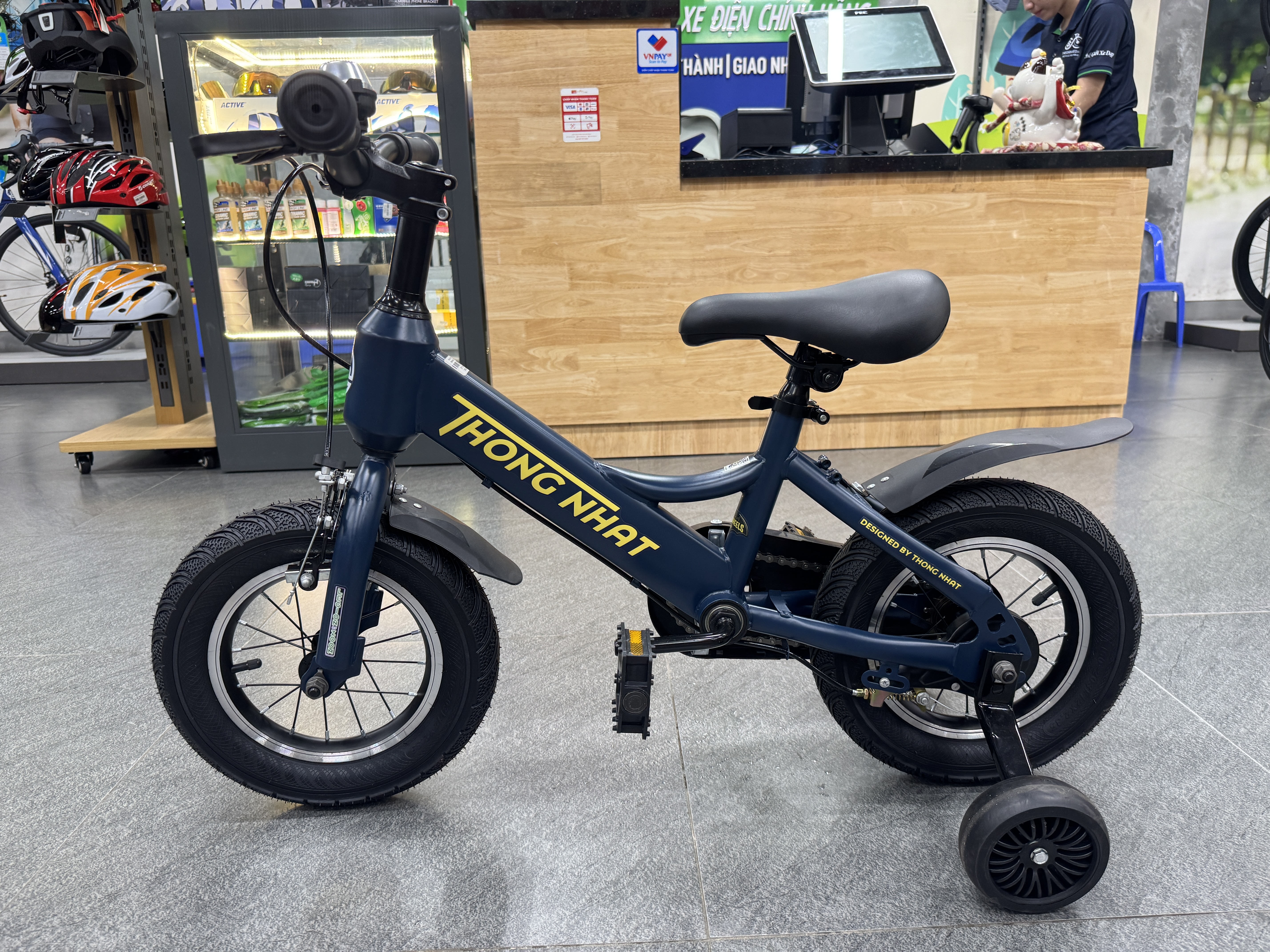 Xe đạp trẻ em Thống Nhất Batwheels bánh 12 